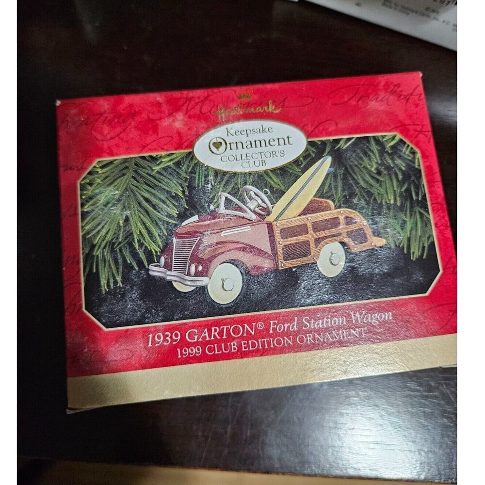 1939 GARTON Ford Station Wagon 1999 Club Edition Hallmark Keepsake Ornament NIB